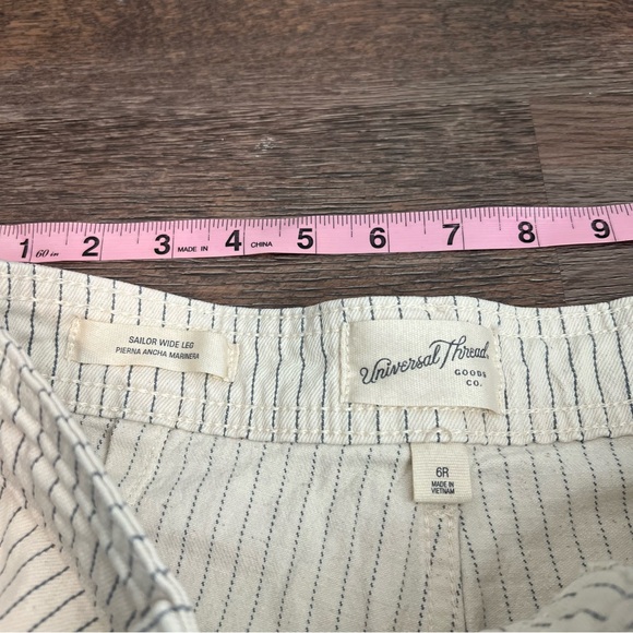 Universal Thread High-Rise Sailor Wide Leg Ankle Jeans - Cream Striped 6 - Picture 7 of 10